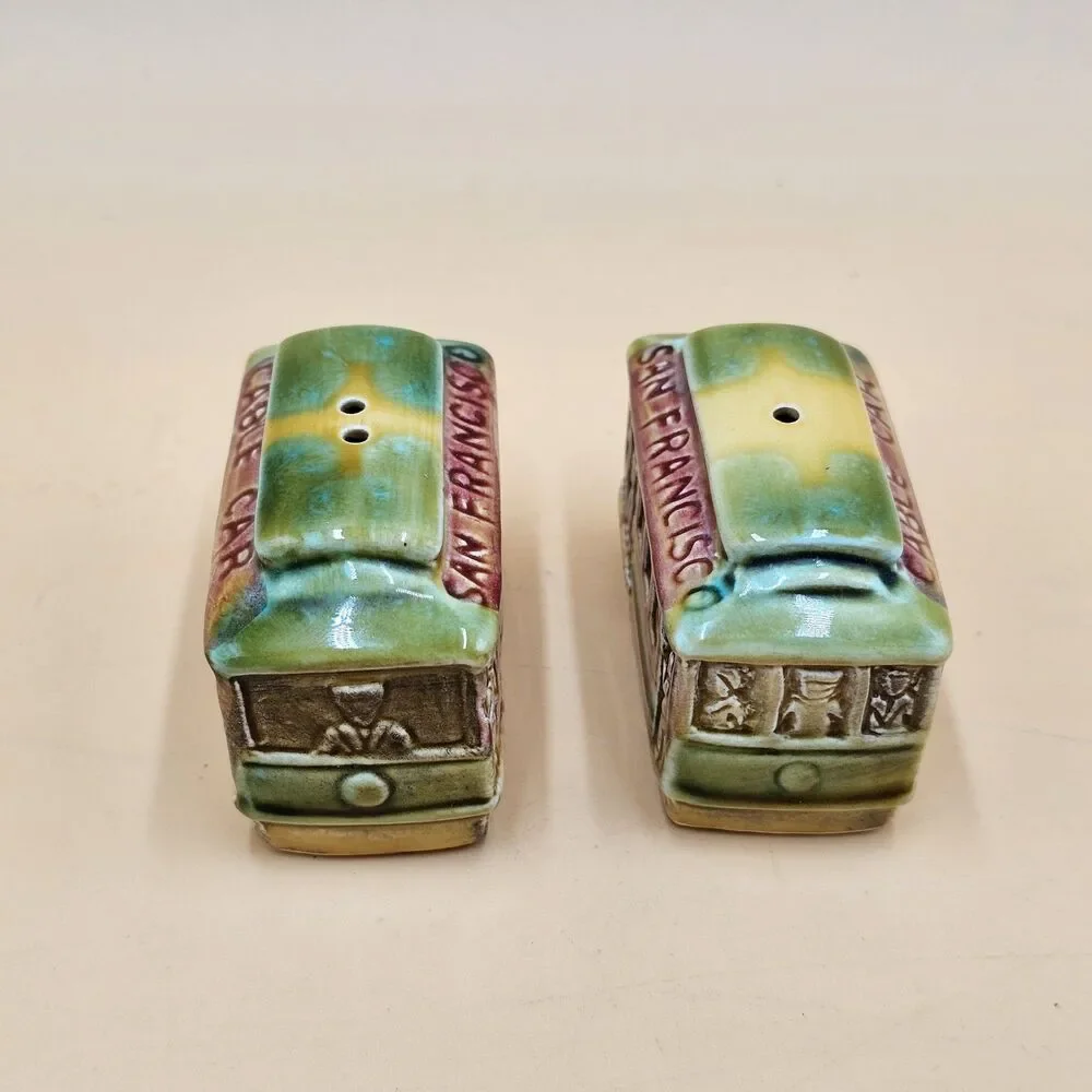 Vintage San Francisco Cable Street Car Salt & Pepper Shakers Ceramic Japan 2